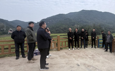 县委党校组织科级班学员开展专题调研活动
