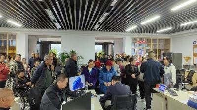 县残联：上门办换证　真情解民忧
