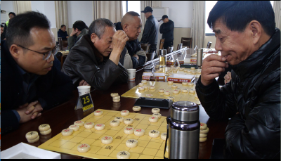 我县举办第十四届中老年人象棋比赛  