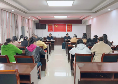 ​城关镇督导丹阳社区基层治理工作