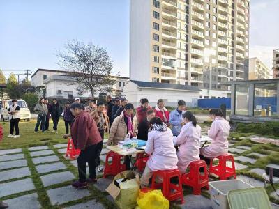​丹阳社区开展爱心免费体检活动