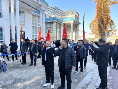 县委党校开展“重走长征路”实践教学活动