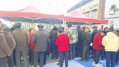城关镇：​家门口来了“收费员” 医保参保“真省心”