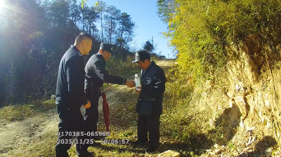 七旬老人山中迷路　警民携手暖心寻回  