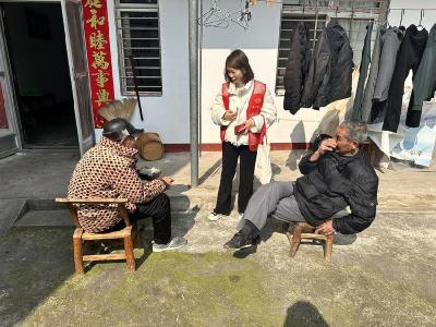 ​徐庶社区：路灯焕新暖人心