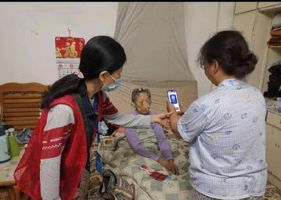 ​县社会保险服务中心：资格认证记心头 待遇发放不用愁