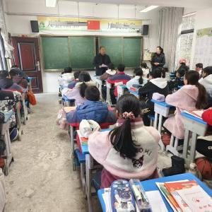 ​薛坪镇：防火知识进校园　童心共护青山绿