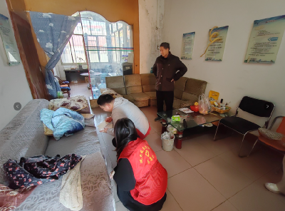 ​玉印社区开展秋冬病媒生物监测防治及健康教育活动