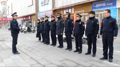 我县城警联动开展车辆乱停乱放及电动车违规安装集中整治行动  