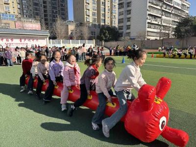 县卞和小学开展无纸笔体育素养测评活动