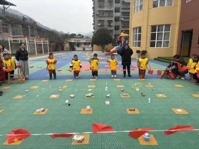 ​长坪镇中心幼儿园：童心画圆　圈出成长