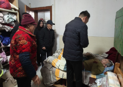 ​苗圃社区：服务送上门 　关爱零距离