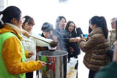 ​浓情腊八 暖途有“家”