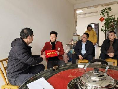 情暖马年新春 致敬平民英雄 县委政法委慰问见义勇为人员