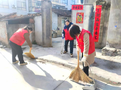 花石桥社区开展“节后焕新颜”环境清扫活动