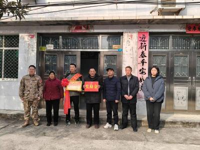 清河管理区：喜报送家门　尊崇暖人心