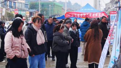 2026年“春风行动”九集镇龙门社区专场招聘会举行