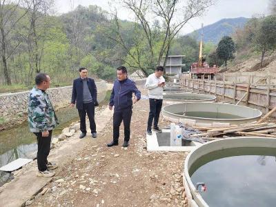 县农业农村局开展设施渔业养殖特色农业保险调研