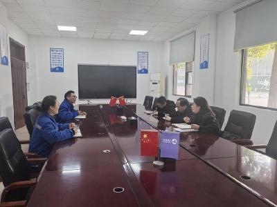 县人社局上门宣讲惠企政策
