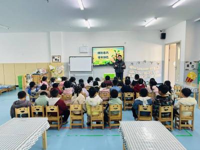 县第三幼儿园开展植树节主题活动
