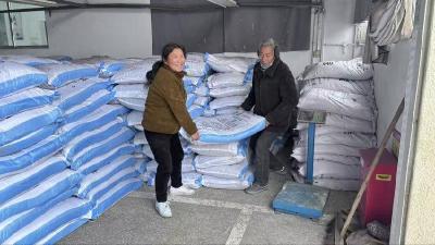 县烟草专卖局全面启动烟用物资投放工作
