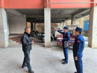 ​县消防救援局开展高层建筑安全隐患排查整治工作