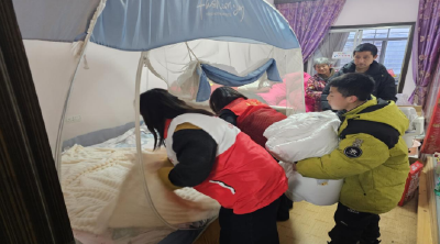 ​徐庶社区举办“雷锋精神铭于心 志愿服务践于行”慰问活动