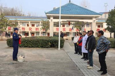 县消防救援局开展学雷锋志愿服务活动