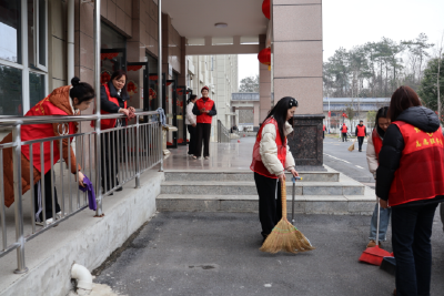 丹阳社区开展学雷锋志愿服务活动