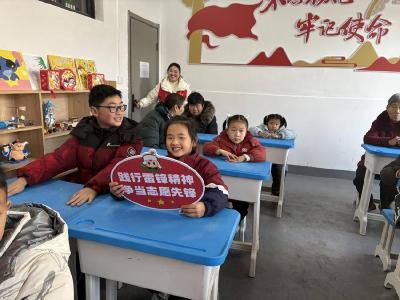 ​金庙社区开展“老少互助学雷锋 智慧相伴暖人心”主题活动