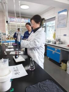 南漳龙蟒磷制品有限责任公司举办化验检测技能比武活动