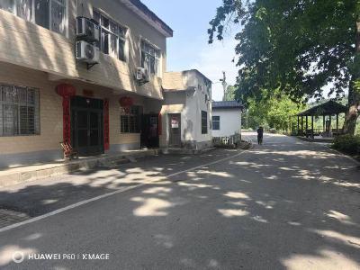 肖堰镇开展“清洁家园”行动