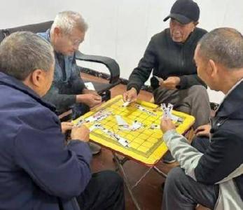 李庙镇举办第一期老年人娱乐竞技友谊赛