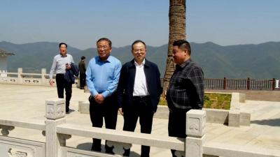 省政协农业和农村委员会调研组到我县调研  