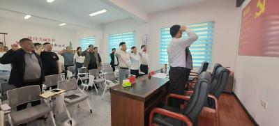 县检察院和东巩镇联合开展支部主题党日活动