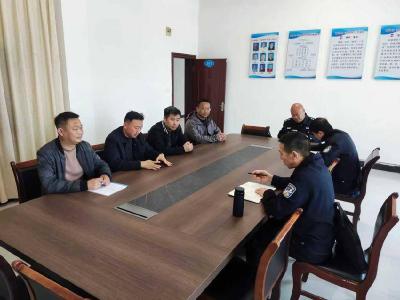 九集镇强力推进禁种铲毒工作