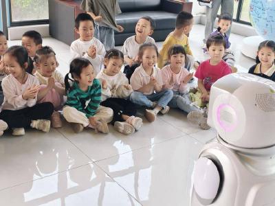 南漳县第三幼儿园：智趣探科技 童心启未来 