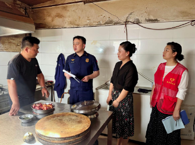 南漳县花石桥社区联合消防部门开展餐饮烟道专项排查整治行动 