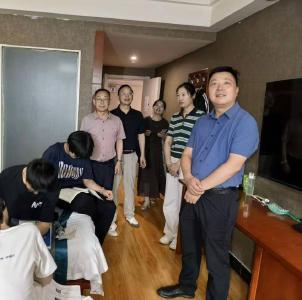 南漳县肖堰镇：情暖端午助中考 暖心慰问鼓人心 