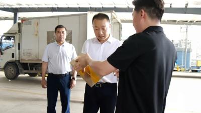 陈栋调研重点企业时强调：精准服务纾困解难 激发活力助推发展