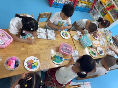 南漳县长坪镇中心幼儿园：萌娃巧手“粽”动员 传统文化润童心 