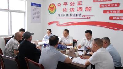 陈栋在薛坪镇调研时强调：将群众身边不正之风和腐败问题集中整治与信访工作深度融合 以真情实效回应群众关切 