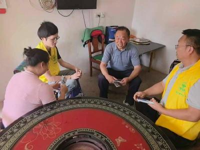 南漳县九集镇开展禁毒宣传进家庭活动 