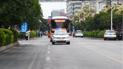 暖心护考　助力圆梦　全县3116名考生踏上高考征程
