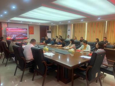 县公路中心组织观看庆祝中国共产党成立105周年大会  