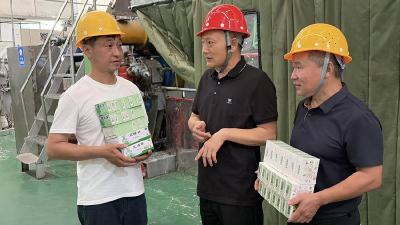 湖北华海公司：党委“夏送清凉” 情暖生产一线 