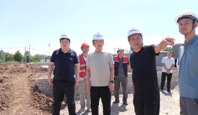 陈栋调研重点项目时强调：以看得见速度推进项目建设 为县域经济高质量发展蓄势聚能 