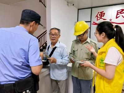 南漳县长坪镇：窗口巧做宣传课 禁毒知识入民心 