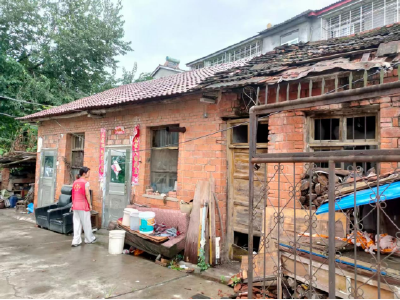 南漳县花石桥社区开展台风天气安全隐患排查 