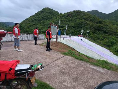 唐进：三十九载守安澜　风雨之中践初心  